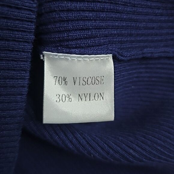 Amelie Boutik Women Turtleneck Long Sleeve Knit Top Sweater Blue Size XL Stripe - Picture 9 of 10